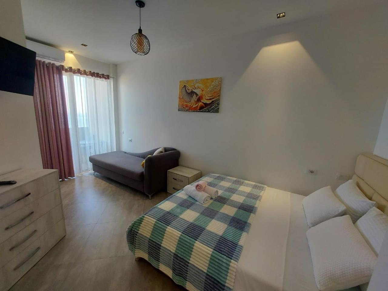 Eden Hotel Shëngjin Buitenkant foto