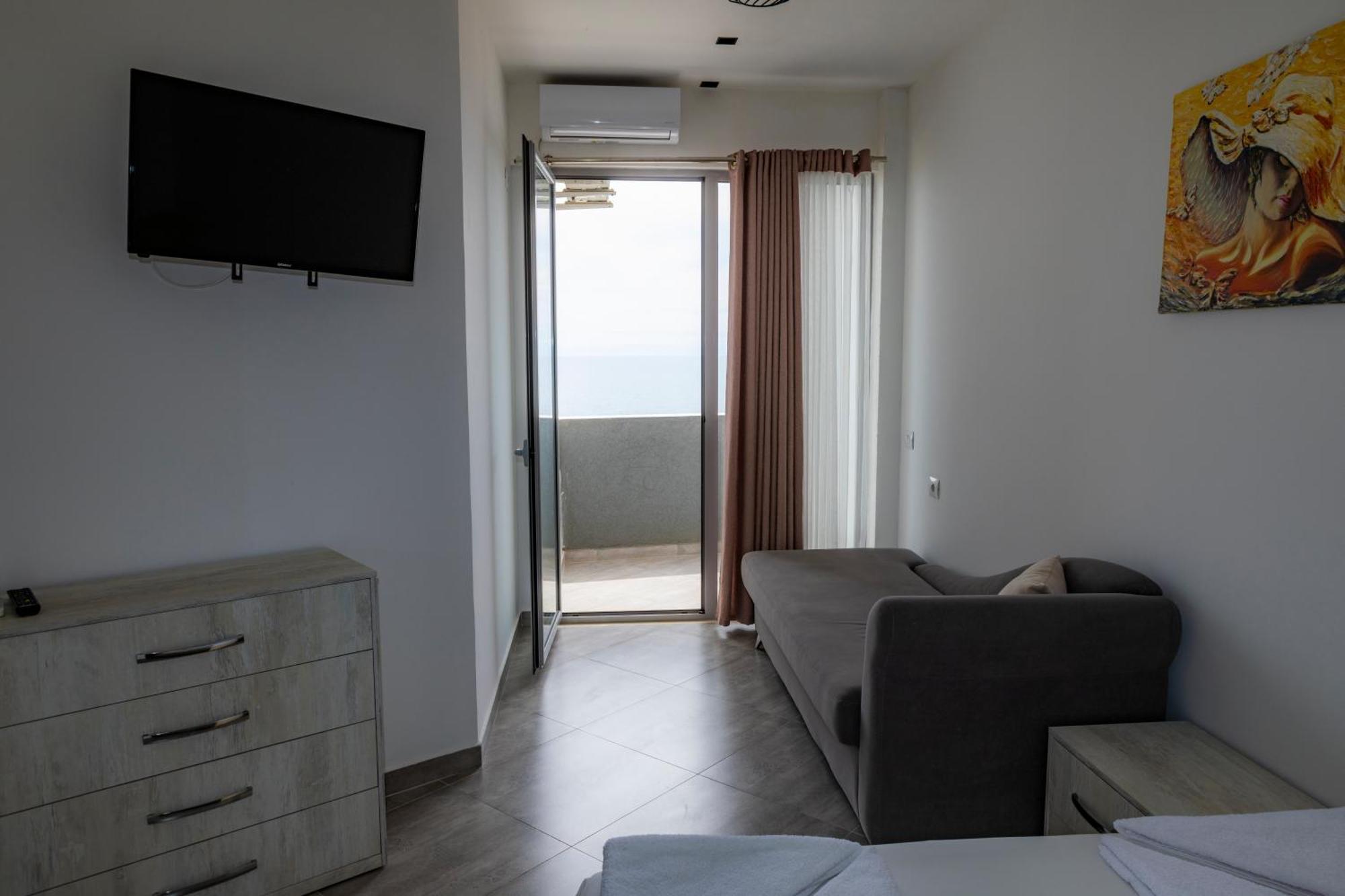 Eden Hotel Shëngjin Buitenkant foto