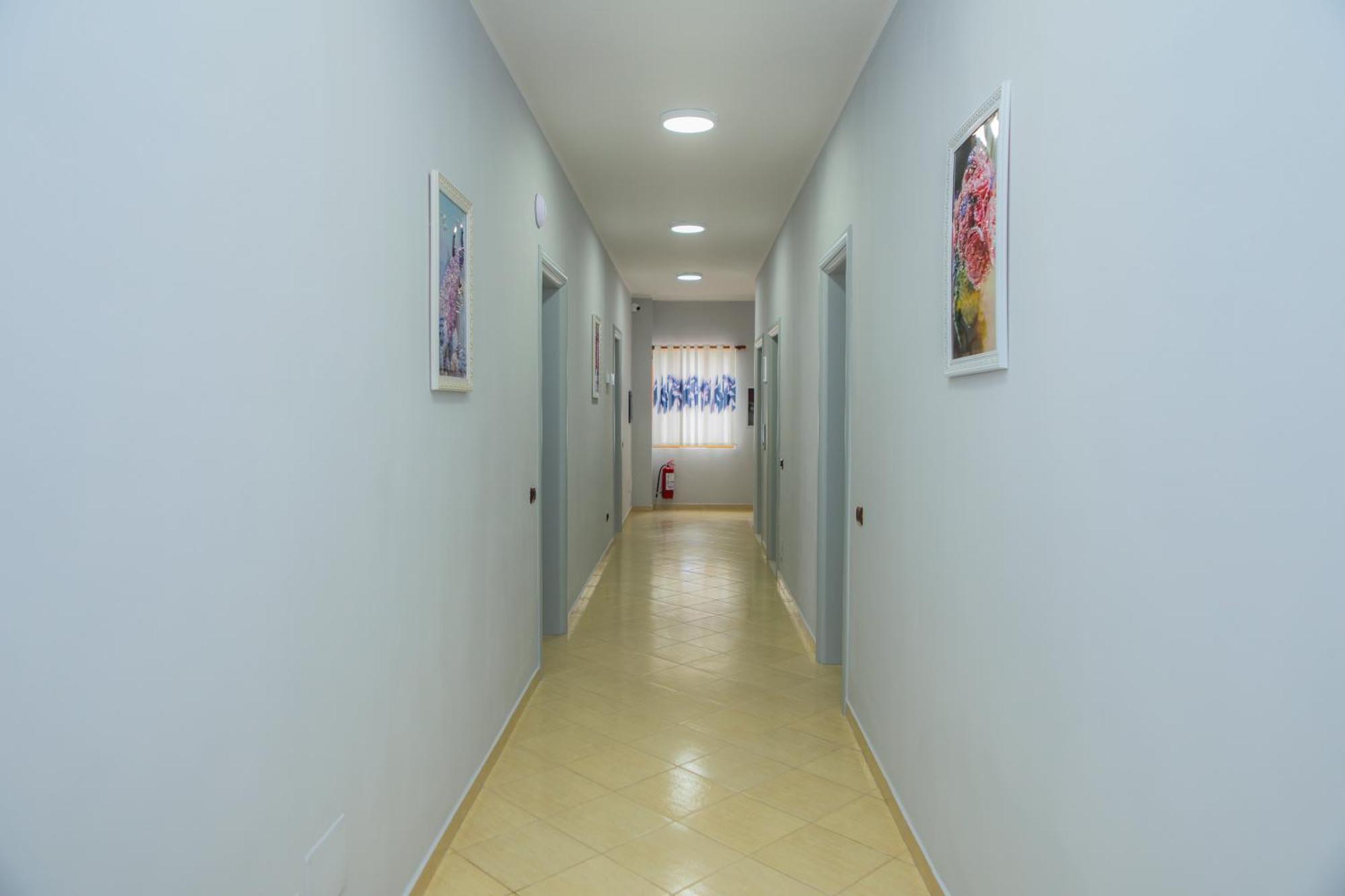 Eden Hotel Shëngjin Buitenkant foto