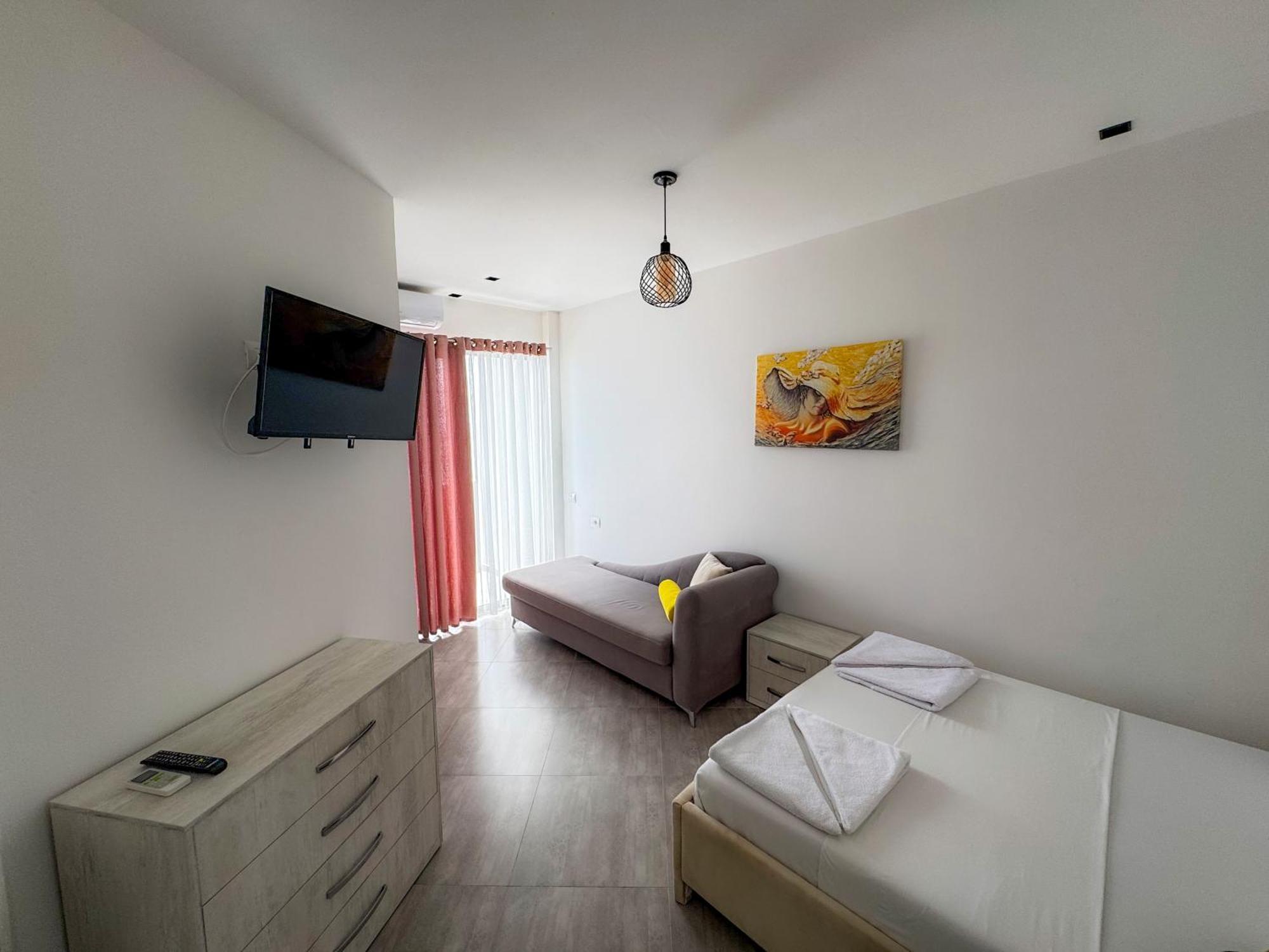 Eden Hotel Shëngjin Buitenkant foto